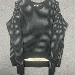 lululemon athletica Black and Cream Women's Sweater